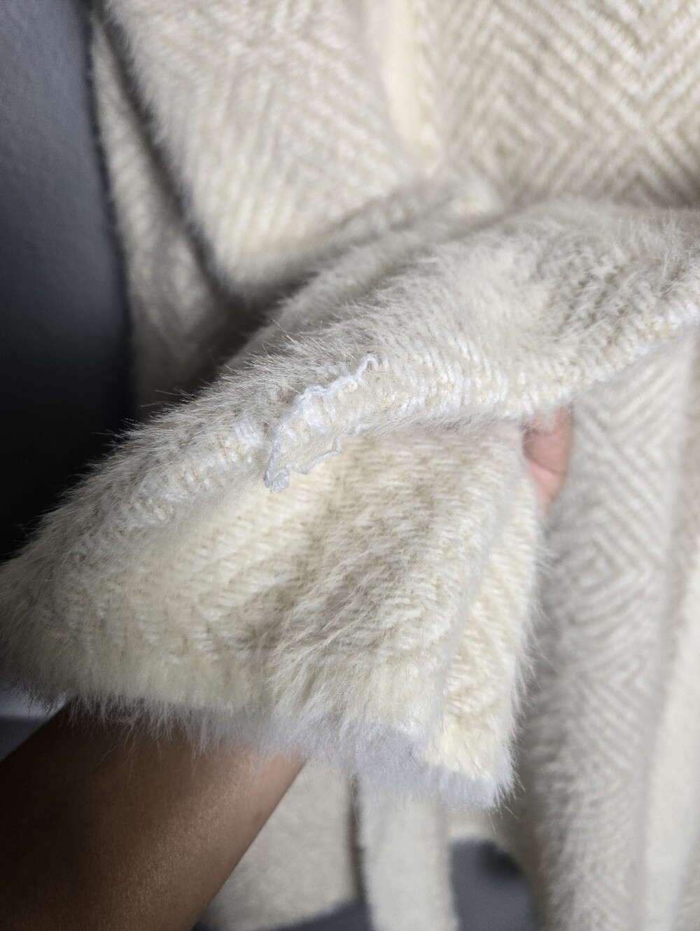 Marled Cream Open Front Fuzzy Soft Long Cardigan Size Medium - Picture 13 of 14